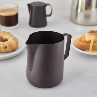 Milk Jug – Black Teflon Non-Stick Frothing Pitcher