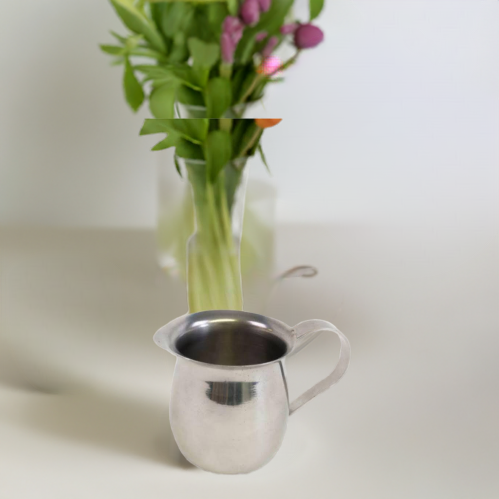 Brew-itCafe Espresso Brewing Jug, ideal for pouring espressos and making latte macchiatos.